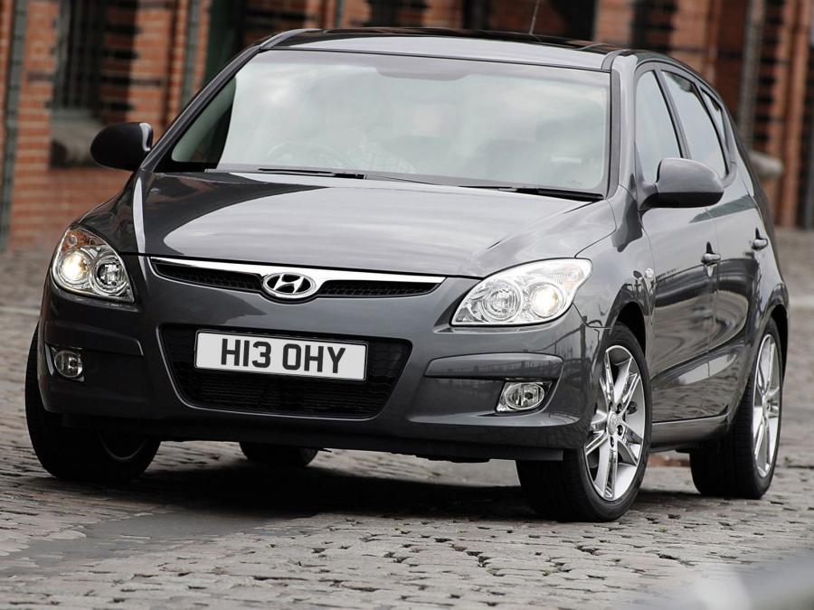  Hyundai i30 2007 года  (UK) (фото 19 из 32)